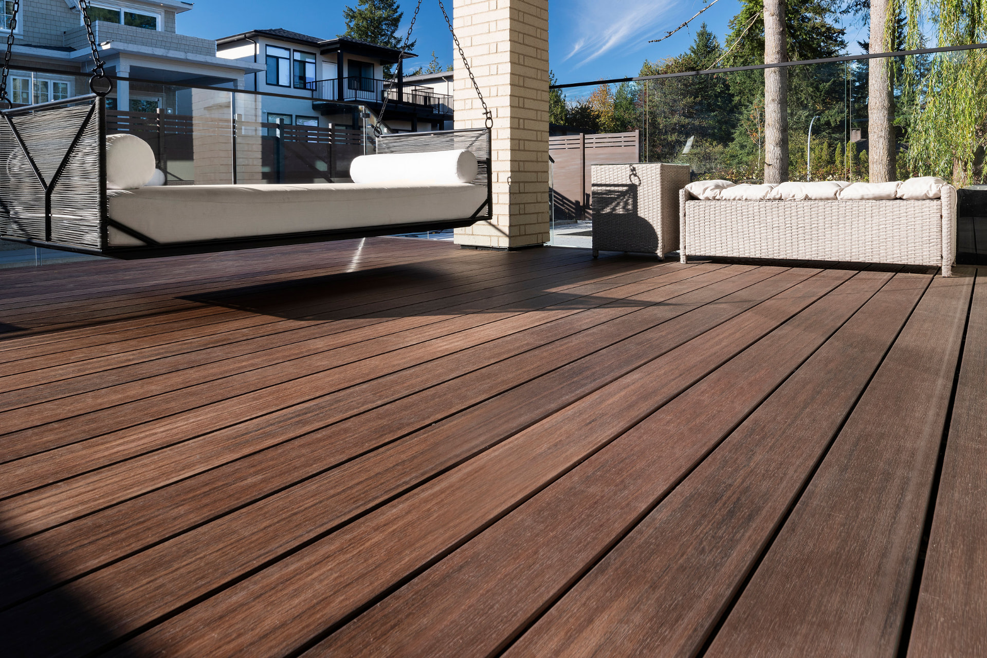 Tynehead project with NeoLine composite fencing, gates, siding and decking