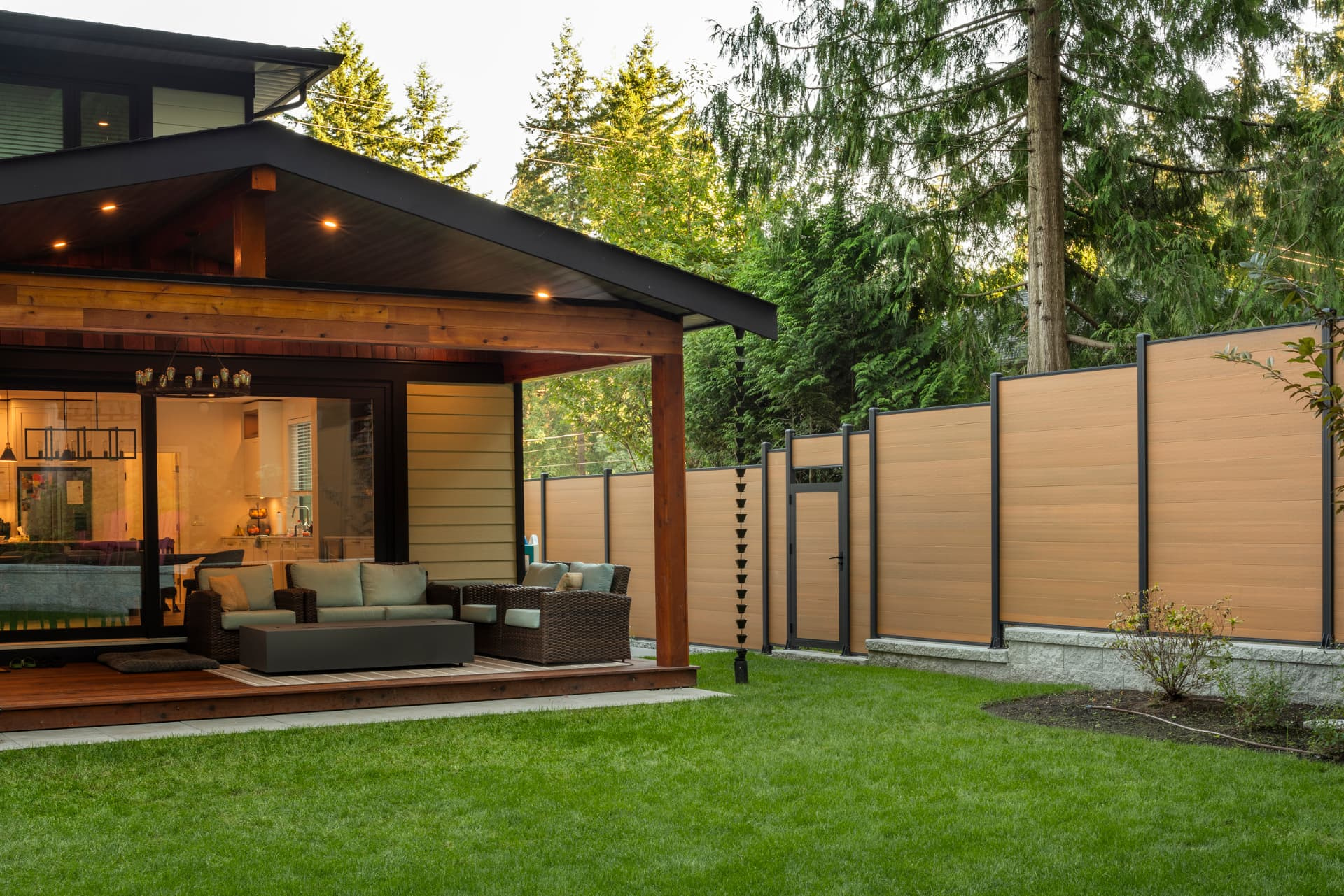 Arborlynn project with NeoLine composite fencing and gates