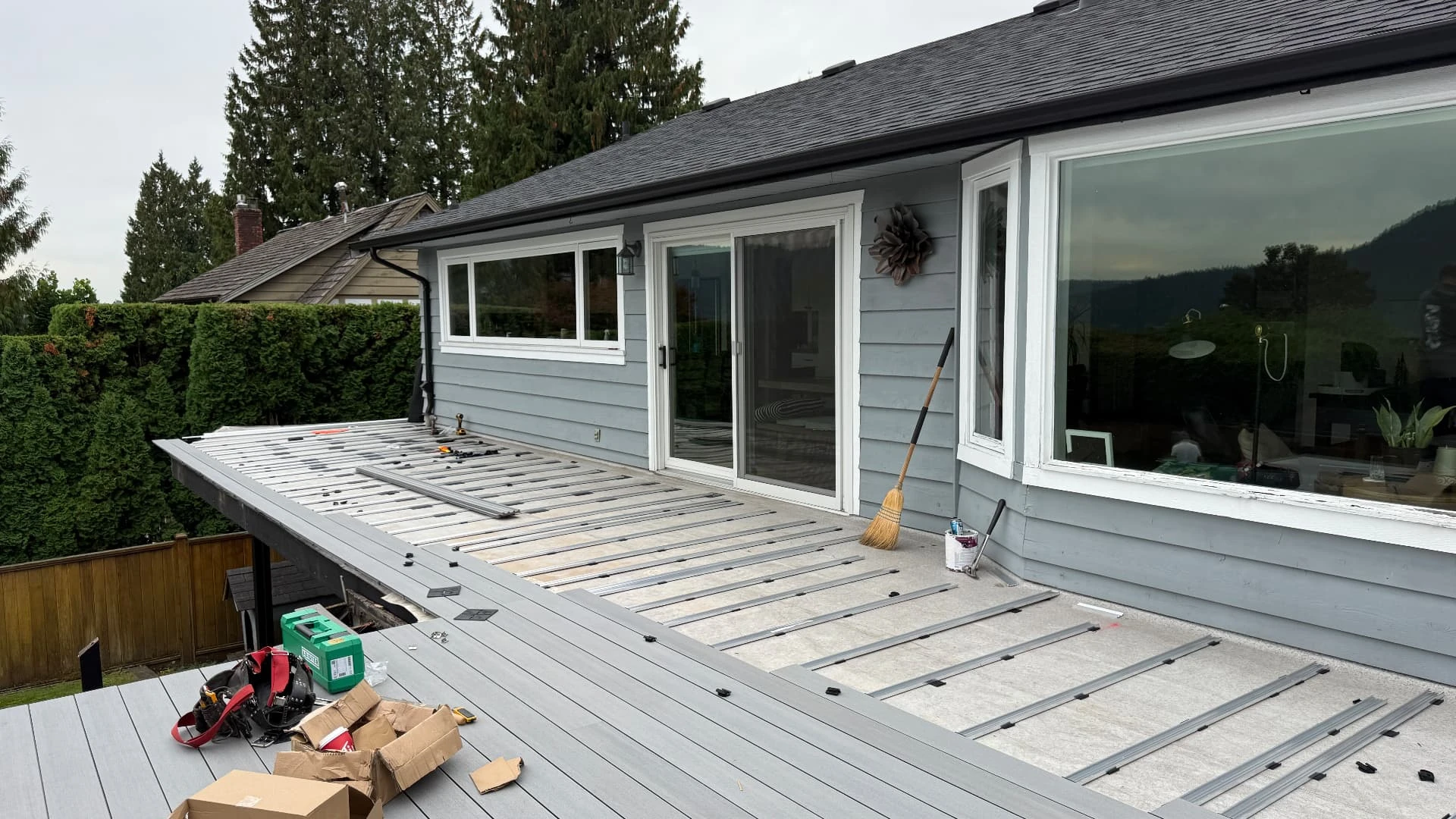 Glenhaven ZeroGap Decking with Sleeper System